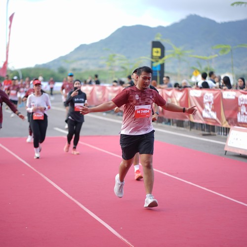 Race photo from KEDIRI HALF MARATHON 2026
