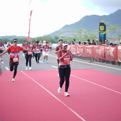 Race photo from KEDIRI HALF MARATHON 2026