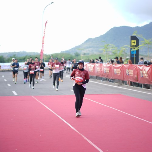 Race photo from KEDIRI HALF MARATHON 2026