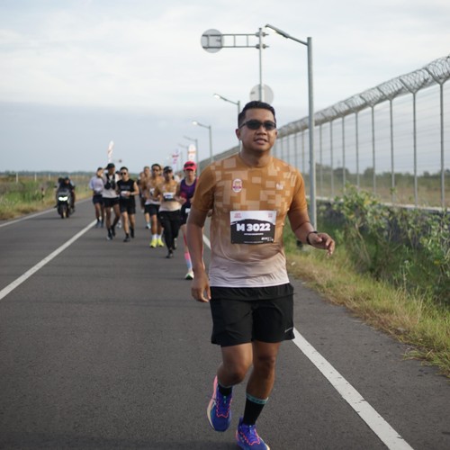 Race photo from KEDIRI HALF MARATHON 2026