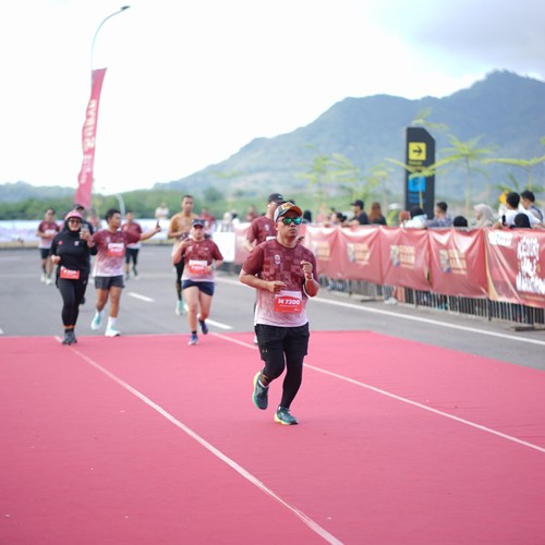 Race photo from KEDIRI HALF MARATHON 2026