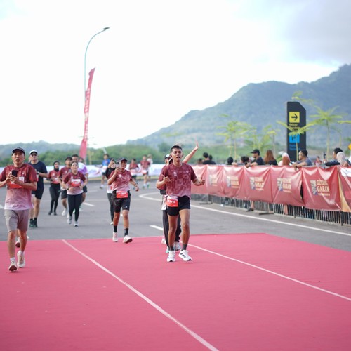 Race photo from KEDIRI HALF MARATHON 2026