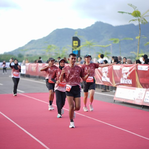 Race photo from KEDIRI HALF MARATHON 2026