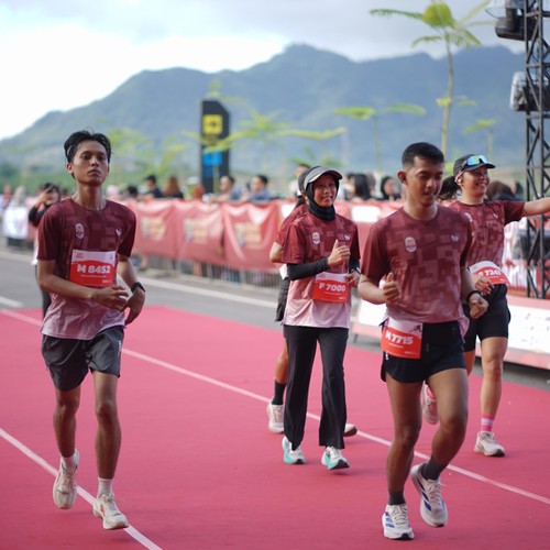 Race photo from KEDIRI HALF MARATHON 2026