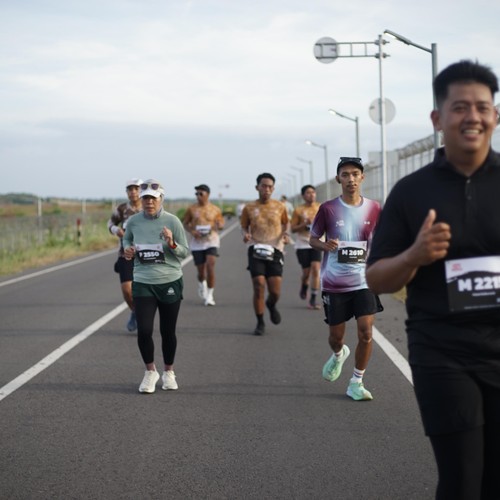 Race photo from KEDIRI HALF MARATHON 2026