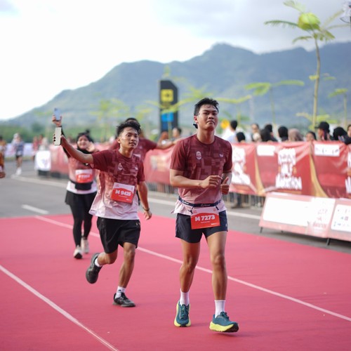 Race photo from KEDIRI HALF MARATHON 2026