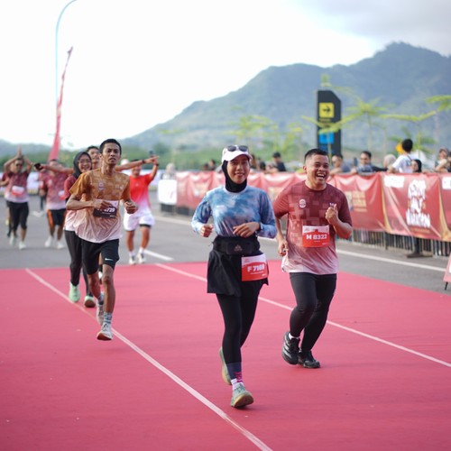 Race photo from KEDIRI HALF MARATHON 2026