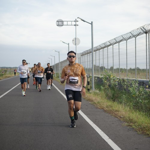 Race photo from KEDIRI HALF MARATHON 2026