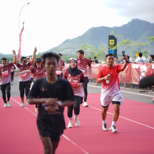 Race photo from KEDIRI HALF MARATHON 2026