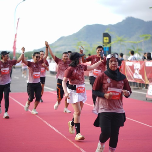 Race photo from KEDIRI HALF MARATHON 2026