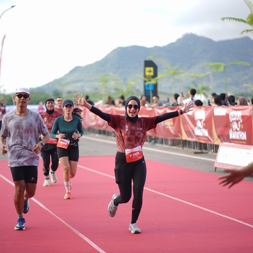 Race photo from KEDIRI HALF MARATHON 2026