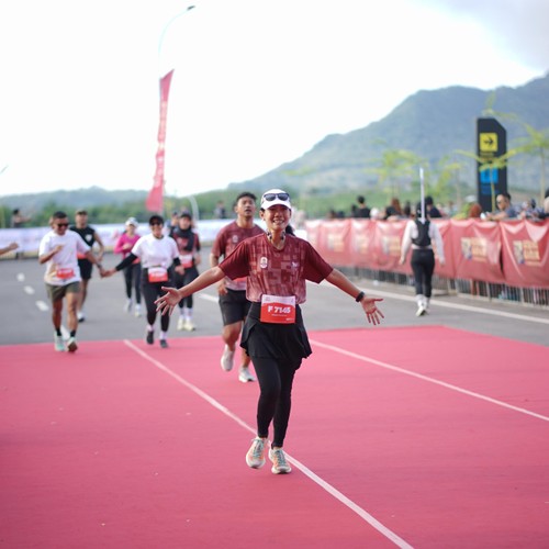 Race photo from KEDIRI HALF MARATHON 2026