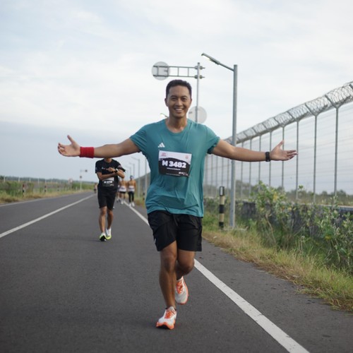 Race photo from KEDIRI HALF MARATHON 2026