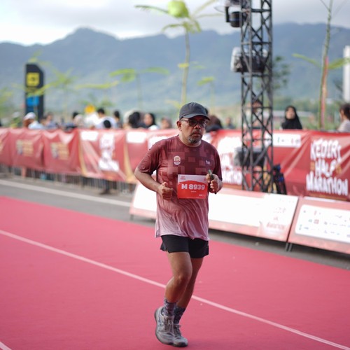 Race photo from KEDIRI HALF MARATHON 2026