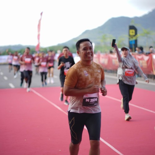 Race photo from KEDIRI HALF MARATHON 2026