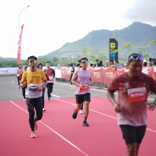 Race photo from KEDIRI HALF MARATHON 2026
