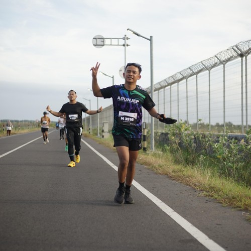 Race photo from KEDIRI HALF MARATHON 2026