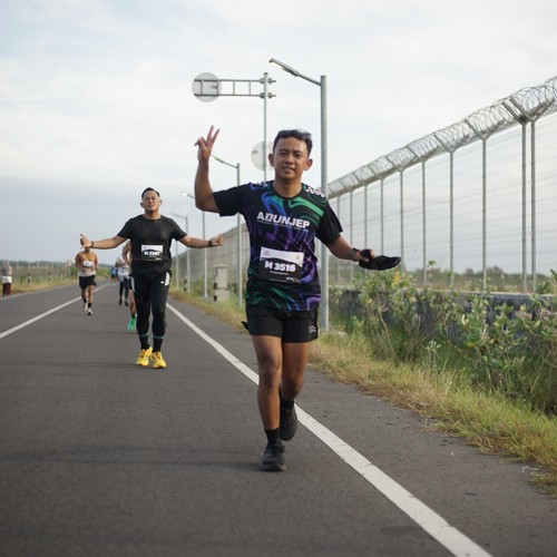 Race photo from KEDIRI HALF MARATHON 2026