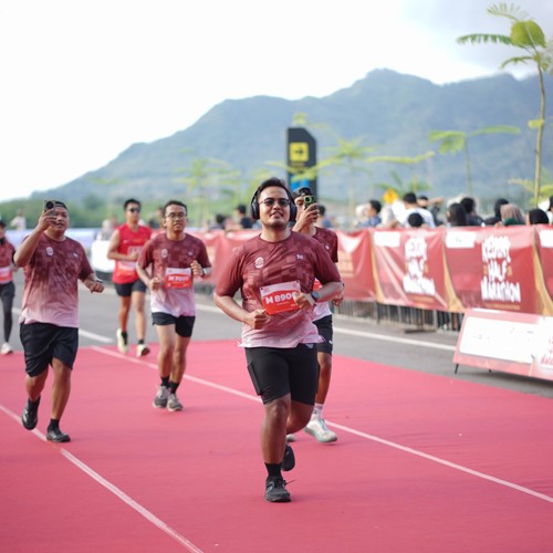 Race photo from KEDIRI HALF MARATHON 2026