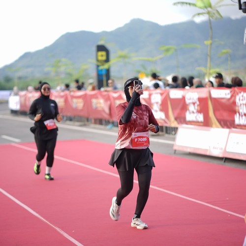 Race photo from KEDIRI HALF MARATHON 2026