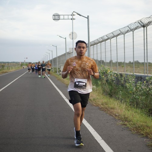 Race photo from KEDIRI HALF MARATHON 2026