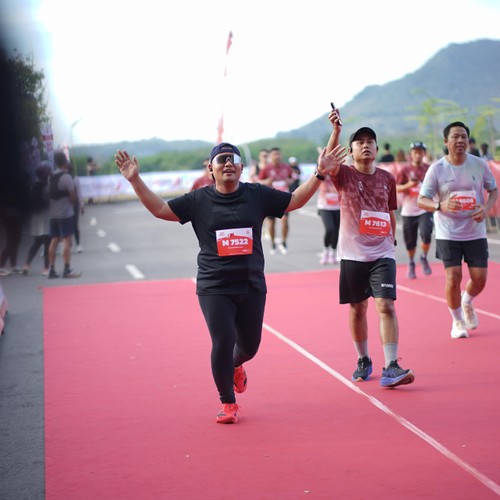 Race photo from KEDIRI HALF MARATHON 2026