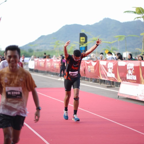 Race photo from KEDIRI HALF MARATHON 2026