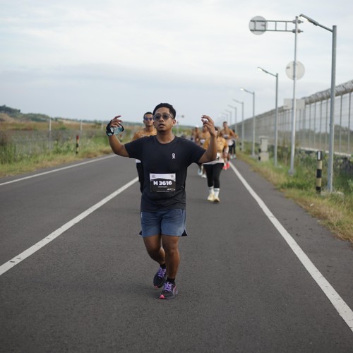 Race photo from KEDIRI HALF MARATHON 2026