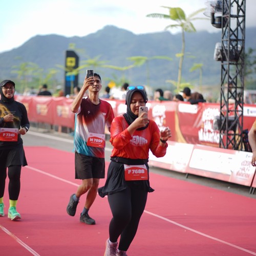 Race photo from KEDIRI HALF MARATHON 2026