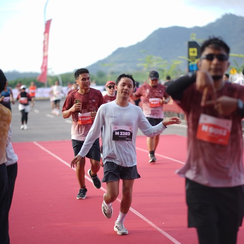 Race photo from KEDIRI HALF MARATHON 2026