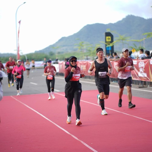 Race photo from KEDIRI HALF MARATHON 2026