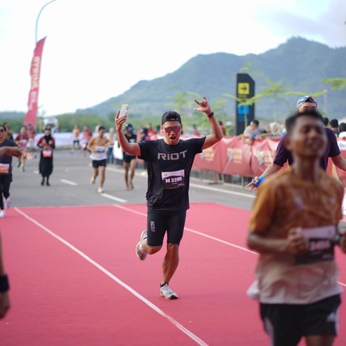 Race photo from KEDIRI HALF MARATHON 2026