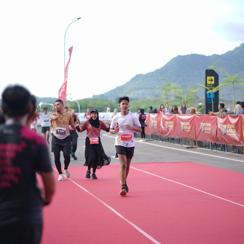 Race photo from KEDIRI HALF MARATHON 2026