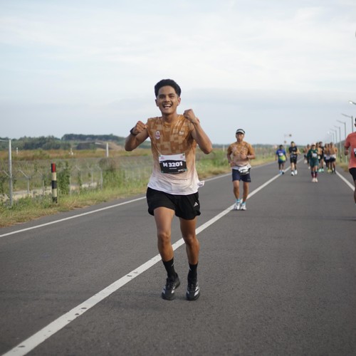 Race photo from KEDIRI HALF MARATHON 2026