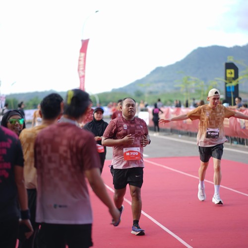 Race photo from KEDIRI HALF MARATHON 2026