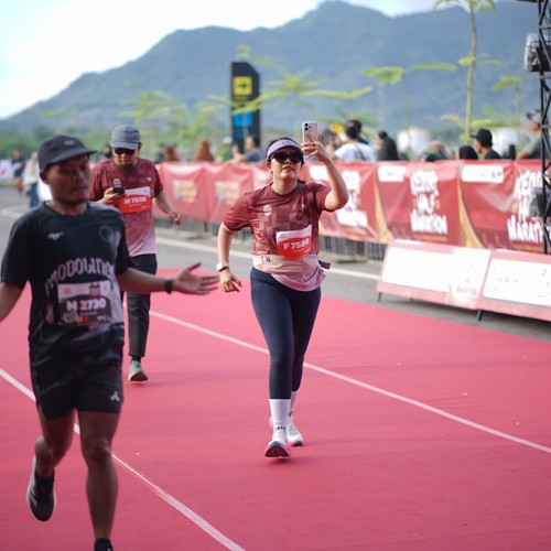 Race photo from KEDIRI HALF MARATHON 2026