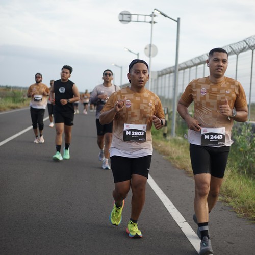 Race photo from KEDIRI HALF MARATHON 2026