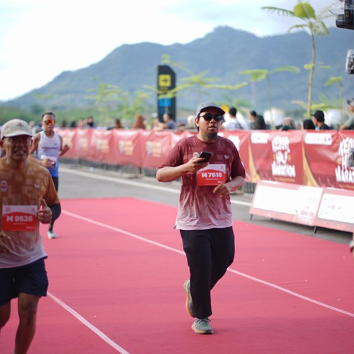 Race photo from KEDIRI HALF MARATHON 2026