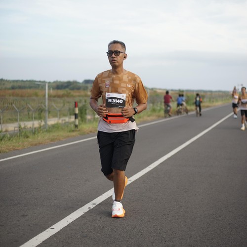 Race photo from KEDIRI HALF MARATHON 2026
