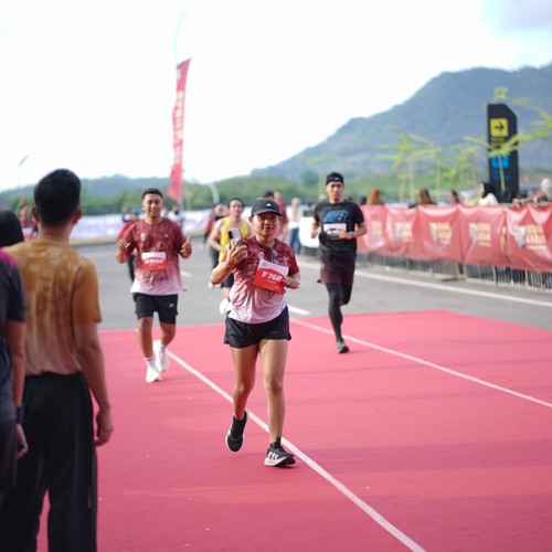 Race photo from KEDIRI HALF MARATHON 2026