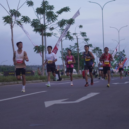 Race photo from KEDIRI HALF MARATHON 2026