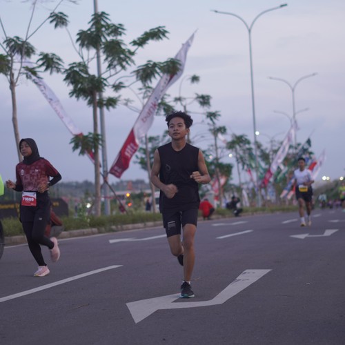 Race photo from KEDIRI HALF MARATHON 2026