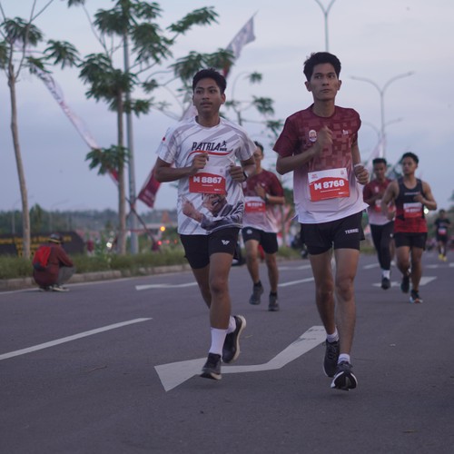 Race photo from KEDIRI HALF MARATHON 2026