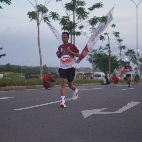 Race photo from KEDIRI HALF MARATHON 2026