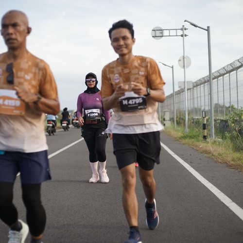 Race photo from KEDIRI HALF MARATHON 2026