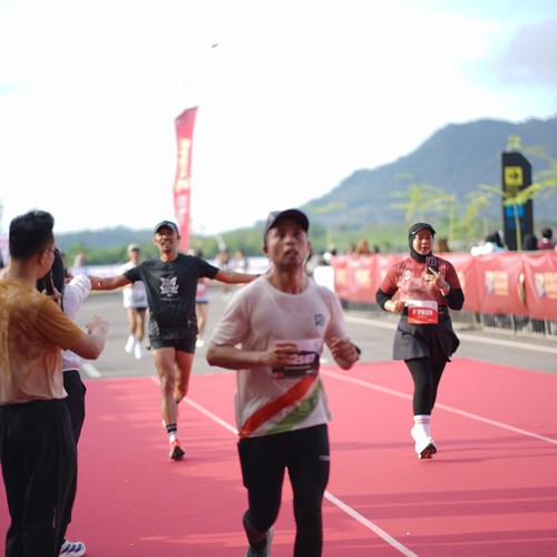 Race photo from KEDIRI HALF MARATHON 2026