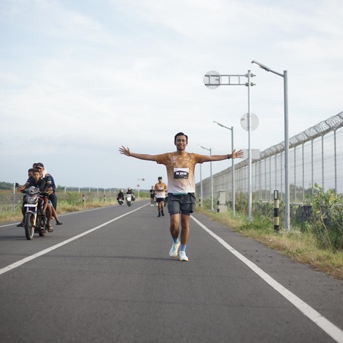 Race photo from KEDIRI HALF MARATHON 2026