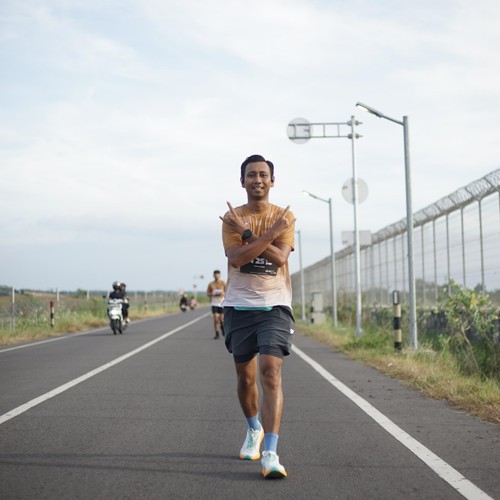 Race photo from KEDIRI HALF MARATHON 2026