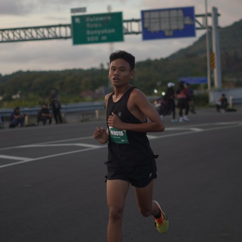 Race photo from KEDIRI HALF MARATHON 2026