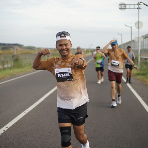 Race photo from KEDIRI HALF MARATHON 2026